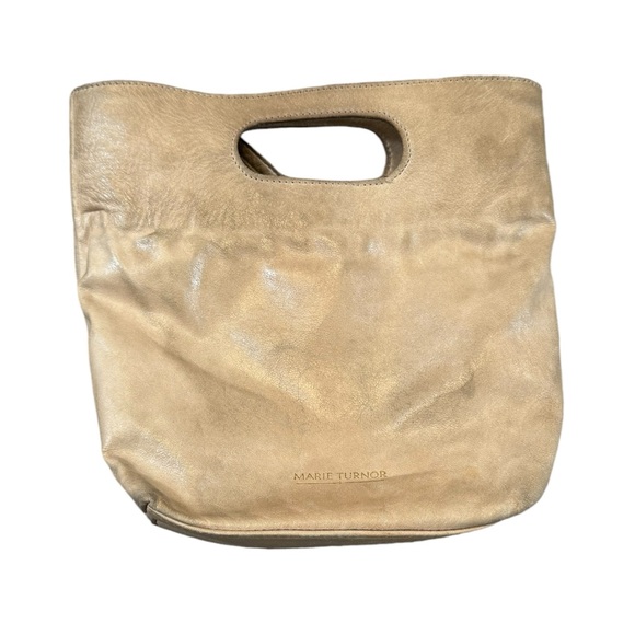 Marie Turnor The Emporte Small - Picture 2 of 10